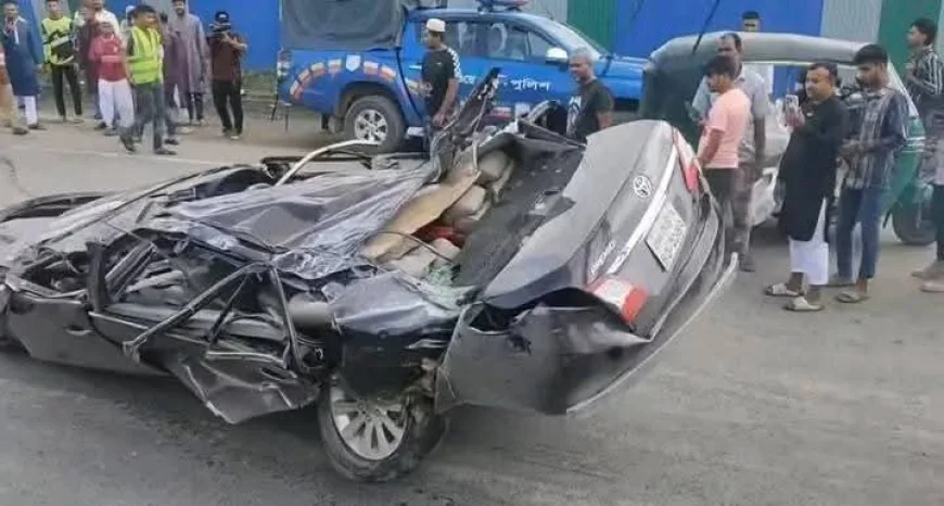 কুমিল্লার পদুয়া বাজারে ভয়াবহ সড়ক দুর্ঘটনা: একই পরিবারের ৪ জনের মৃত্যু