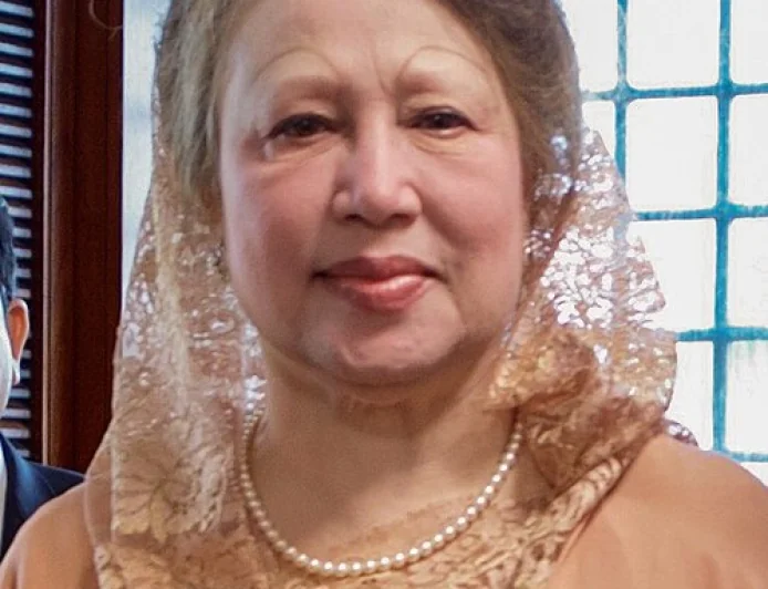 খালেদা জিয়ার মৃত্যু: রাজনীতিতে নীরব এক বিদায়অধ্যায়ের সমাপ্তি